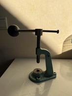 Horlogemaker persen, Ophalen, Zo goed als nieuw