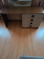 Armoire 4 tiroirs avec miroir et 2 rétroviseurs latéraux, Enlèvement