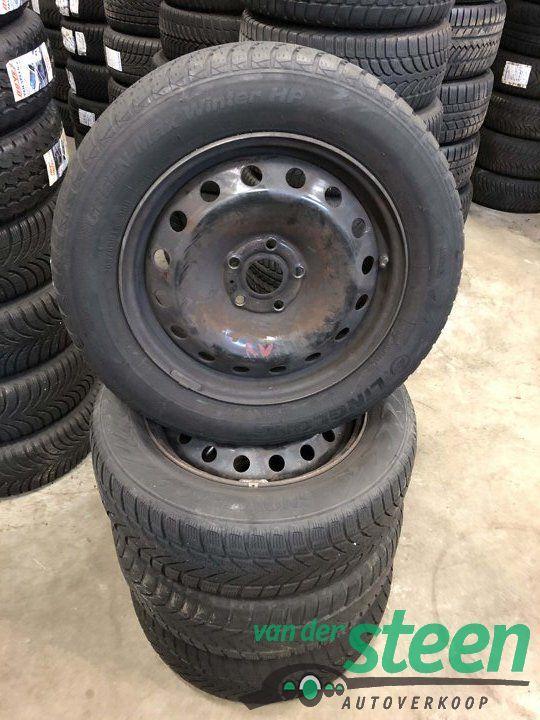 205-60-16 96H Renault Espace Winterbandenset Vredestein Snow, Auto-onderdelen, Banden en Velgen, Banden en Velgen, Winterbanden