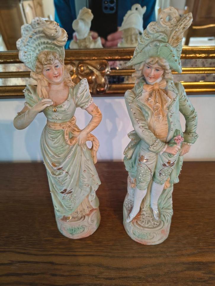 Prachtig koppeltje 'Markies en markiezin' in biscuit, Antiek en Kunst, Curiosa en Brocante, Ophalen