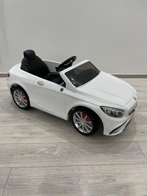 Mercedes benz amg s63, Kinderen en Baby's, Speelgoed | Buiten | Accuvoertuigen, Zo goed als nieuw, Ophalen