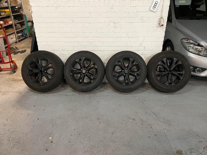 Ford Kuga Winterbanden velgen 225/60/17, Auto-onderdelen, Banden en Velgen, Banden en Velgen, Winterbanden, 17 inch, 225 mm, Personenwagen