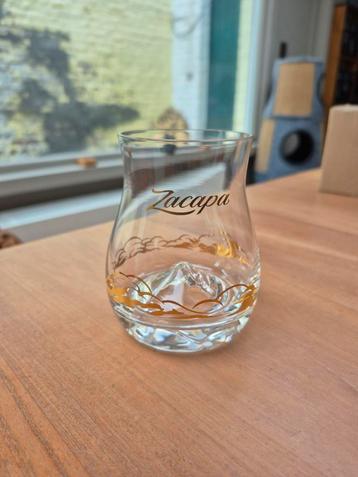 Zacapa centenario unieke glazen set  beschikbaar voor biedingen