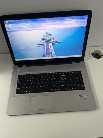 Medion akoya 17” win 11 beschikbaar voor biedingen