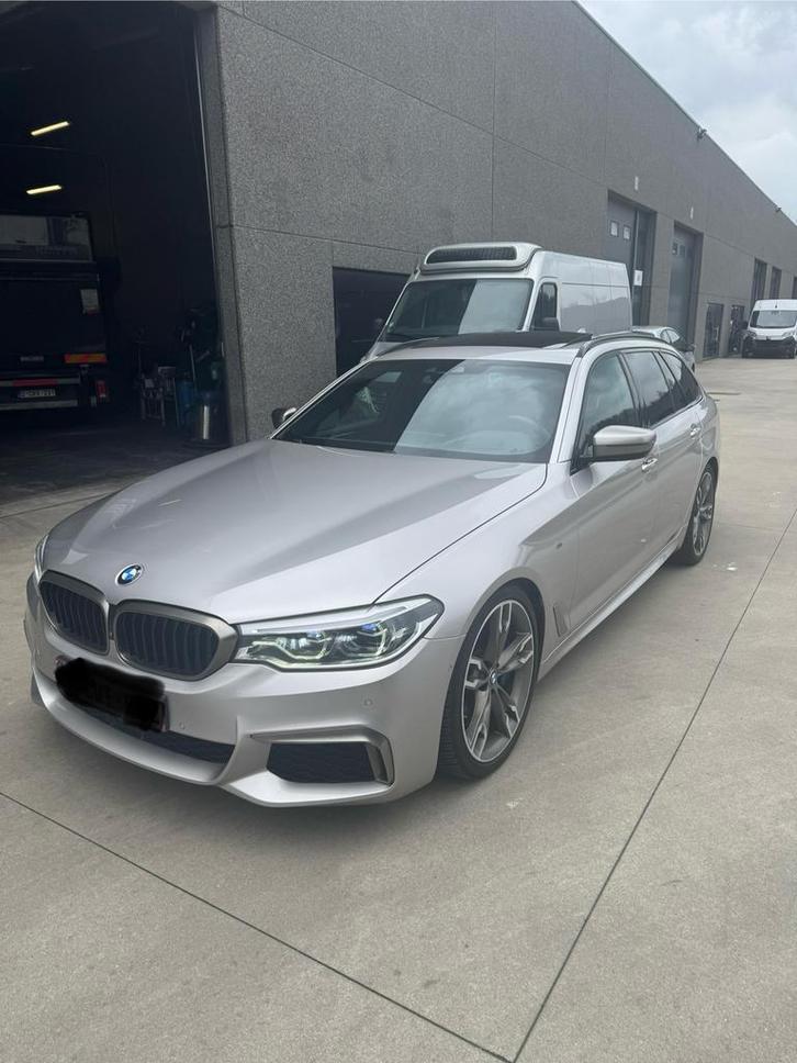 Bmw 550D xdrive full opties nieuwstaat, Auto's, BMW, Particulier, 5 Reeks, 360° camera, 4x4, ABS, Achteruitrijcamera, Adaptieve lichten
