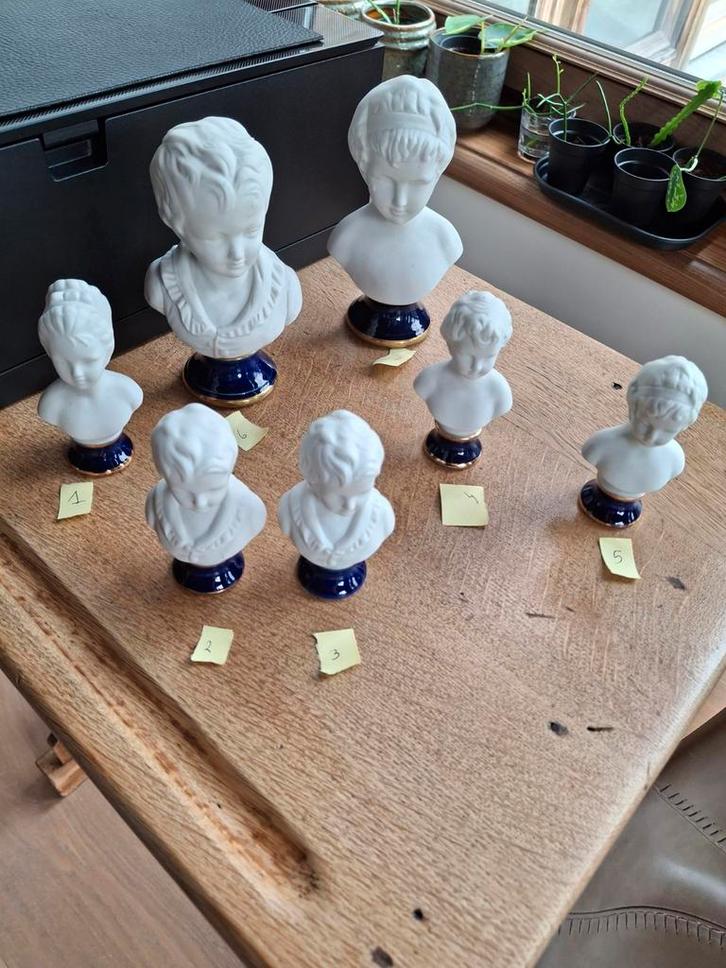 Buste Capodimonte klein 2, Antiek en Kunst, Curiosa en Brocante, Ophalen of Verzenden