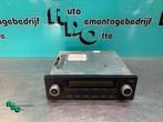 Radio van een Volkswagen Caddy (Caddy 04-), Auto-onderdelen, Gebruikt, -, Volkswagen, -