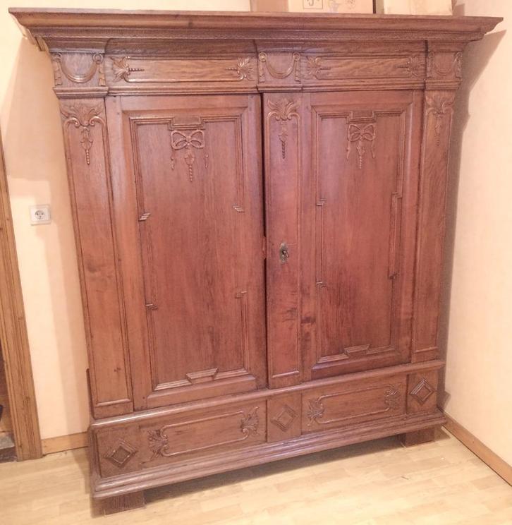 Authentieke volhouten kast, ook achterwand in planken, Antiek en Kunst, Antiek | Meubels | Kasten, Ophalen of Verzenden