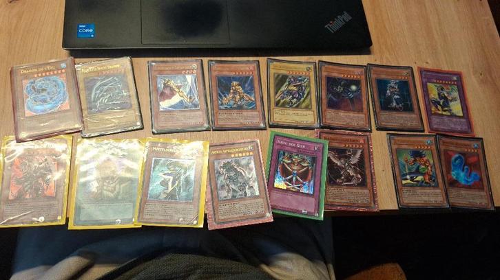 Yu Gi Oh - Collection de cartes, Hobby en Vrije tijd, Verzamelkaartspellen | Yu-gi-Oh!, Zo goed als nieuw, Meerdere kaarten, Ophalen
