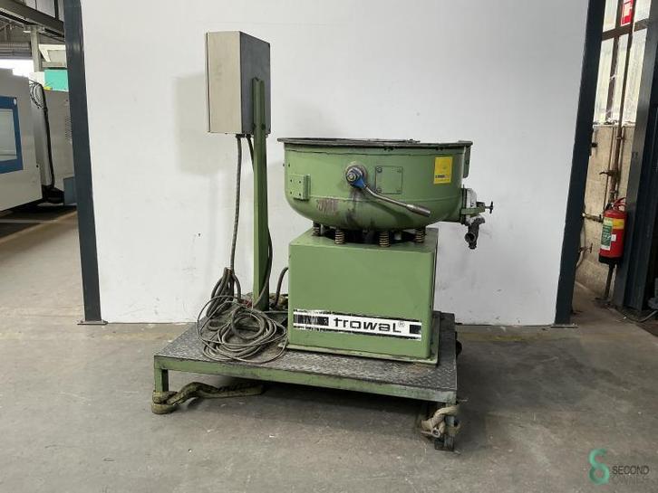 Ontbraamtrommels Walther Trowal CD-200 1992, Zakelijke goederen, Machines en Bouw | Metaalbewerking