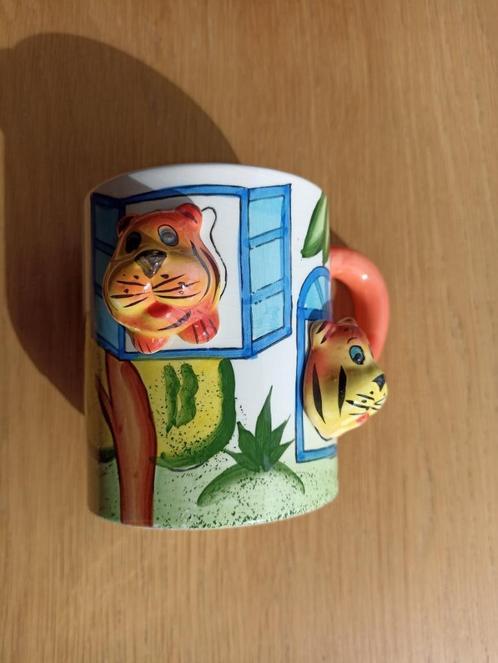 Mug Tasse têtes de tigres en relief 3D, Huis en Inrichting, Keuken | Servies, Gebruikt, Kop(pen) en/of Schotel(s), Ophalen of Verzenden