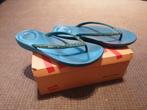 Fitflop Iqushion sparkle blue teenslippers nieuw maat 39, Kleding | Dames, Schoenen, Blauw, Nieuw, Fitflop, Ophalen