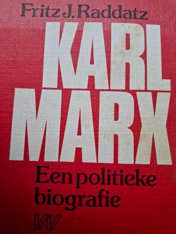 Karl Marx politieke biografie + communistisch manifest beschikbaar voor biedingen