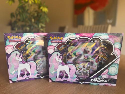 Pokemon Galarian Rapidash V Box, Hobby en Vrije tijd, Verzamelkaartspellen | Pokémon, Nieuw, Boosterbox, Ophalen of Verzenden