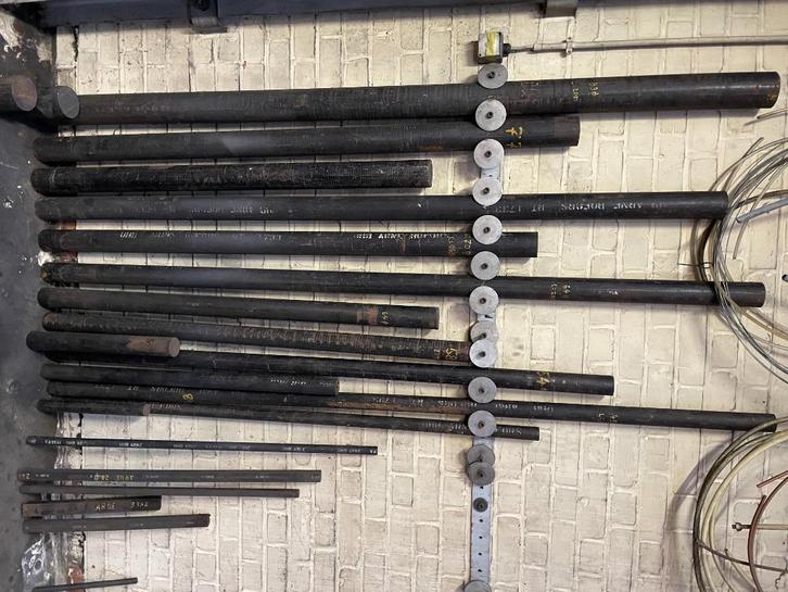STAAL V GEREEDSCHAP ARNE OLIEHARDEND, Doe-het-zelf en Bouw, Metalen, Nieuw, Overige metalen, Ophalen