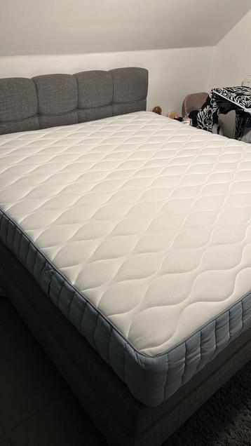 matras, stevig/lichtblauw, 180x200 cm beschikbaar voor biedingen