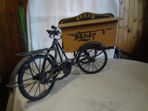 Déco vieux vélo boulangerie année 50", Collections, Collections Autre, Enlèvement ou Envoi