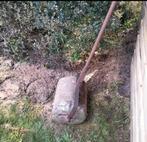 Particulier verkoopt betonnen tuinroller, Tuin en Terras, Hand-tuingereedschap, Ophalen, Zo goed als nieuw