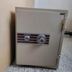 Kluis, Huis en Inrichting, Brandblussers en Brandkasten, Ophalen, Zo goed als nieuw