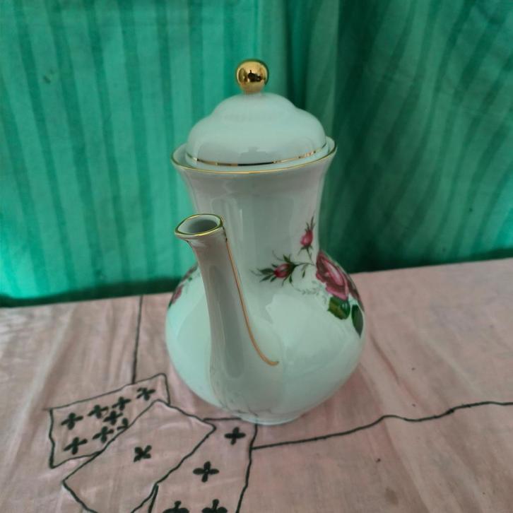 Koffiepot beschilderd met een roos van Bavaria, Antiek en Kunst, Antiek | Porselein, Ophalen