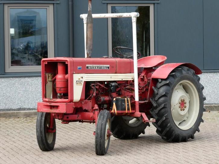 International 423 2wd / 7134 Draaiuren / Smalspoortrekker, Zakelijke goederen, Landbouw | Tractoren, Overige merken, Gebruikt