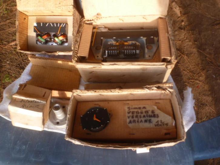 Simca Ariane, Versailles, Regency, Trianon en Marly: instrum, Auto-onderdelen, Dashboard en Schakelaars, Gebruikt, Verzenden