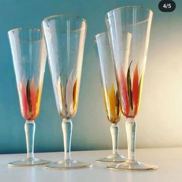 Vintage champagnefluitjes  beschikbaar voor biedingen