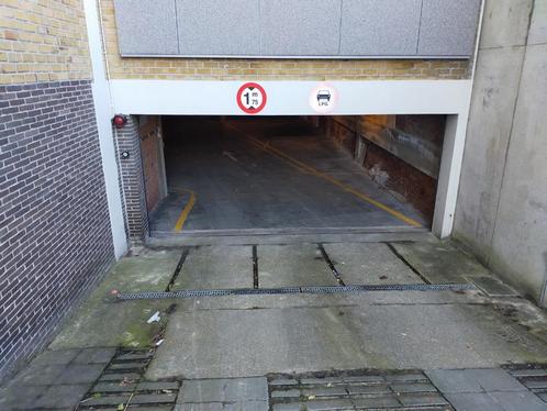 Garage te koop in Koksijde, Immo, Garages en Parkeerplaatsen