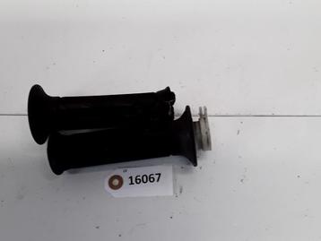 GSX750F 1988 - 1997 Suzuki Handvat en gashendel D1-26661 beschikbaar voor biedingen