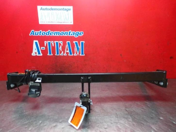 TREKHAAK Volkswagen Passat (362) (3AA092101), Auto-onderdelen, Ophanging en Onderstel, Volkswagen, Gebruikt