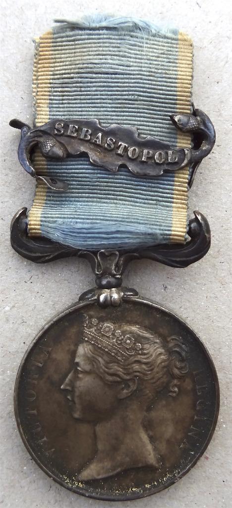 Victoriaanse medaille Krimoorlog 1853 - 1856, Verzamelen, Militaria | Algemeen, Landmacht, Lintje, Medaille of Wings, Ophalen of Verzenden