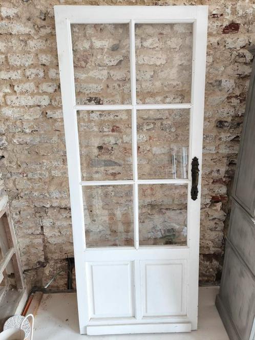 Ancienne porte vitrée avec poignée 82,5cm sur 2m06cm, Bricolage & Construction, Châssis & Portes coulissantes, Utilisé