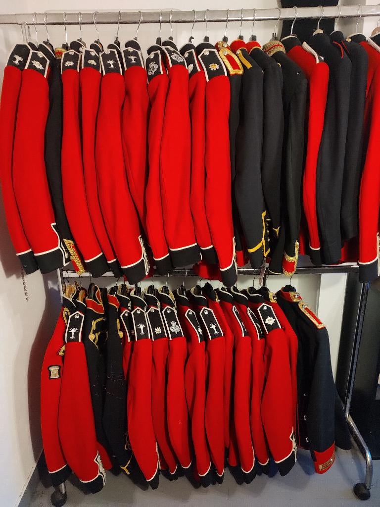 Verzameling Britse Guards vesten, Collections, Objets militaires | Général, Envoi