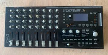 Bitstream 3x midi controller nieuwstaat beschikbaar voor biedingen