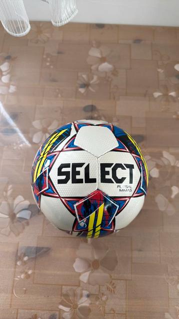 Select indoorbal  beschikbaar voor biedingen