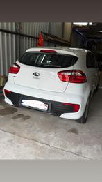 Kia Rio, Auto's, Kia, Voorwielaandrijving, Stof, 4 cilinders, Wit