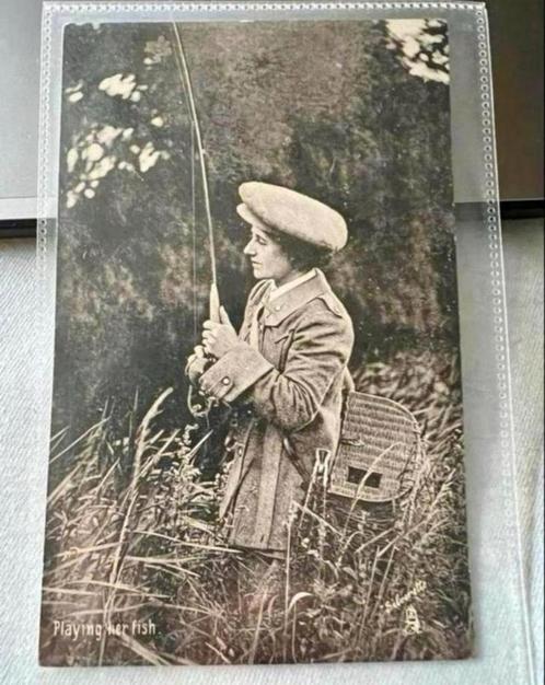 Oude postkaart Silverette The lady Angler 6533. London 1928, Verzamelen, Postkaarten | Buitenland, Gelopen, Engeland, 1920 tot 1940