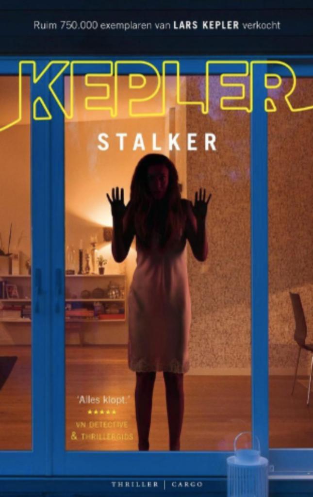 Boek Stalker - Lars Kepler, Livres, Thrillers, Comme neuf, Envoi