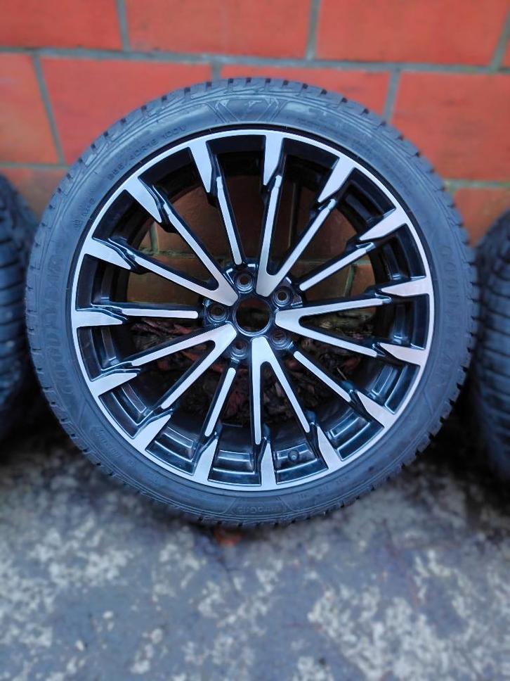 19 inch winterset - 5x112, Auto-onderdelen, Banden en Velgen, Banden en Velgen, Winterbanden, 19 inch, 255 mm, Personenwagen, Nieuw