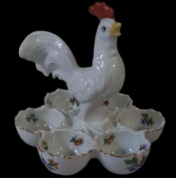 Victoria China eierhouder. beschikbaar voor biedingen