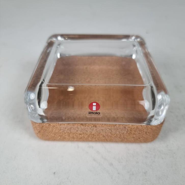 Iittala Vitriini glasbox transparant kurk 108x108, Antiek en Kunst, Kunst | Designobjecten, Ophalen