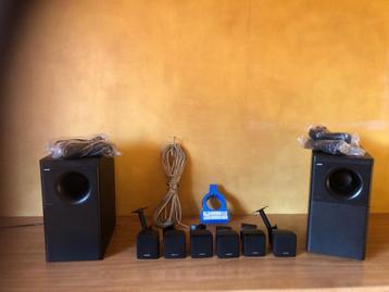Bose onopvallend surround set (3 woofers en 6 speakers) beschikbaar voor biedingen