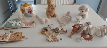Speeltjes voor baby 0-12 m (thema dieren) beschikbaar voor biedingen