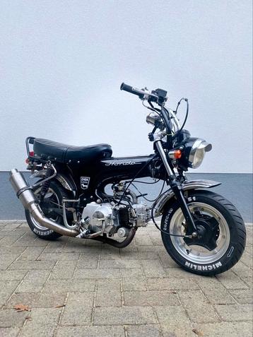 Dax 50cc, Fietsen en Brommers, Ophalen, Zo goed als nieuw