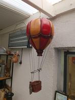 Stenen luchtballon met mandje, Antiek en Kunst, Ophalen of Verzenden