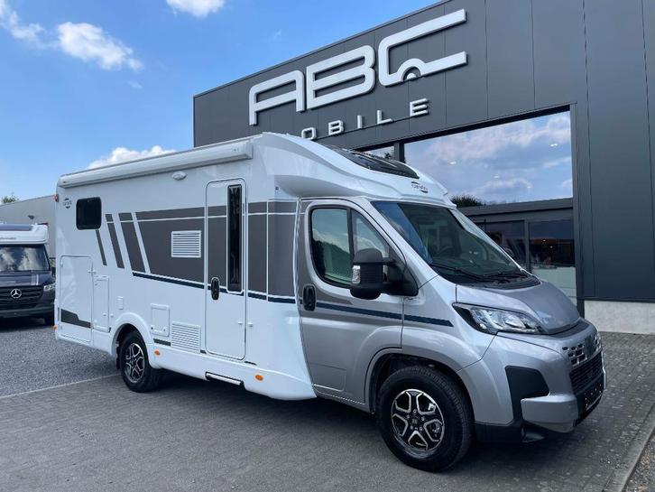 Hymer/Carado T338 Pro+ - Nieuw - Automaat, Caravans en Kamperen, Mobilhomes, Bedrijf, tot en met 4, Half-integraal, Carado, Fiat