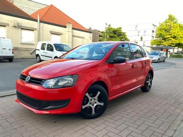 Volkswagen Polo 1.2i Benzine / 2013 / 105000.km / Garantie beschikbaar voor biedingen