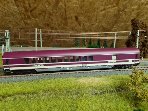 Märklin 43948 Fussbalfan wagen in okt, Hobby en Vrije tijd, Modeltreinen | H0, Zo goed als nieuw, Märklin, Ophalen of Verzenden