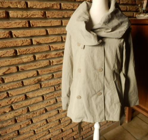 "1"  manteau femme t.40 beige - buretti -, Vêtements | Femmes, Vestes | Hiver, Comme neuf, Taille 38/40 (M), Beige, Enlèvement ou Envoi