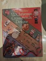 520 Christmas cross stitch designs, Boeken, Ophalen of Verzenden, Zo goed als nieuw, Borduren en Naaien, Sam hawkins